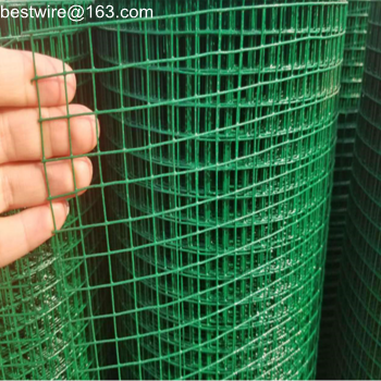 Chicken Welded Wire Mesh Roll Woven Wire Netting Hot Dipped Galvanized Iron Wire Mesh For Rabbit Cages