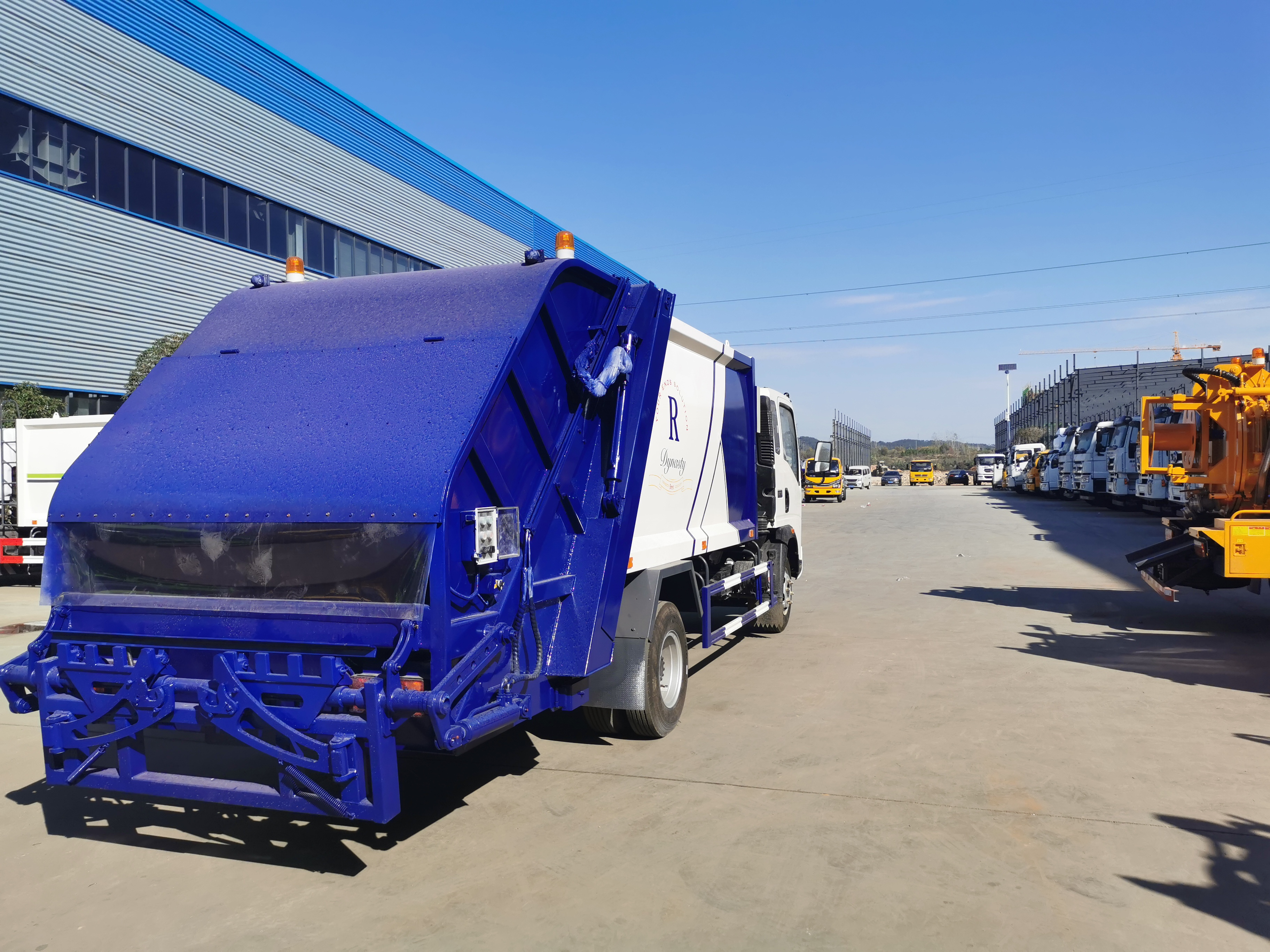 HOWO 12m3 garbage compactor truck waste compactor truck refuse compactor truck