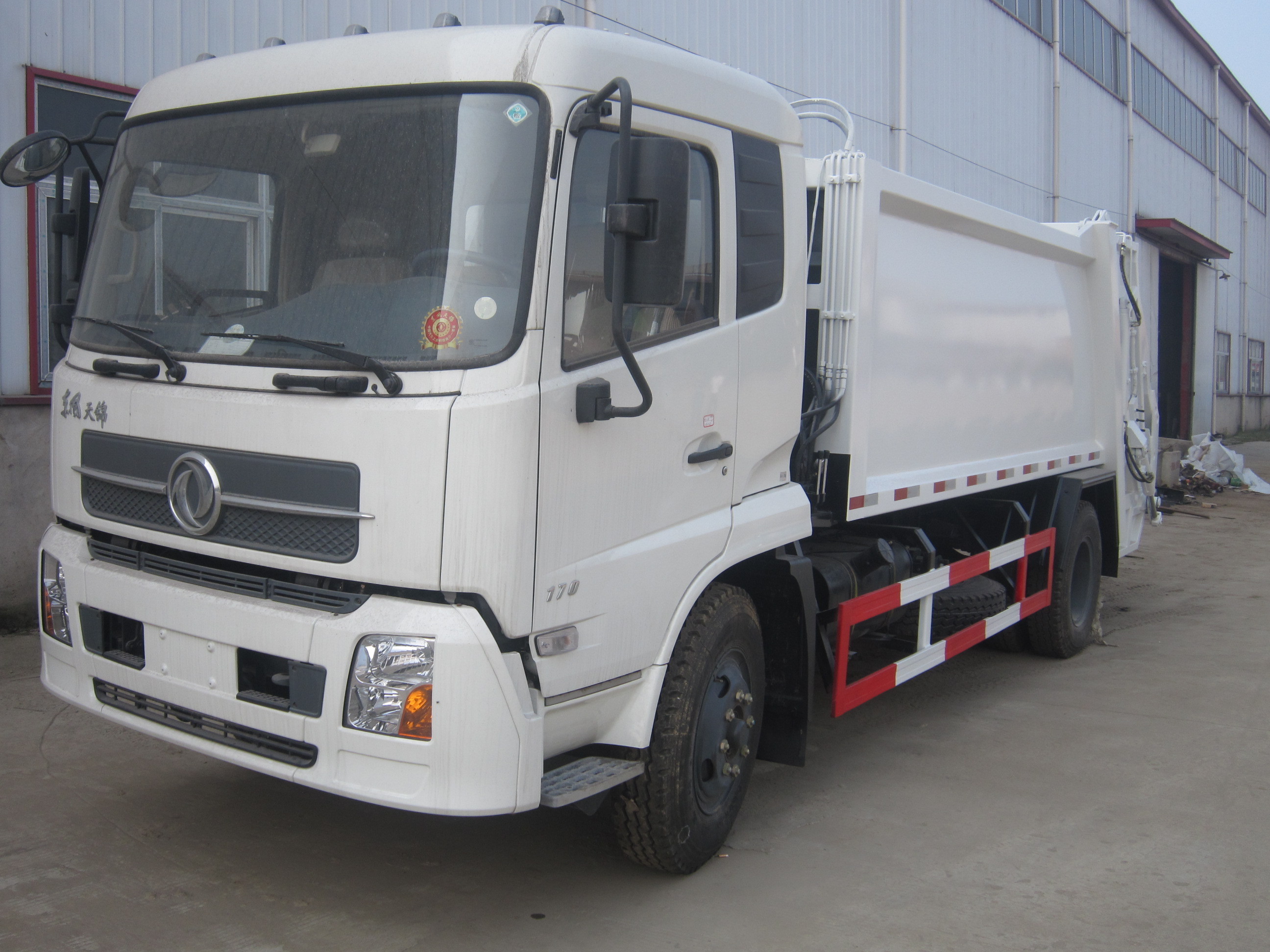 Dongfeng kingrun 14m3 garbage compactor truck waste compactor truck refuse compactor truck