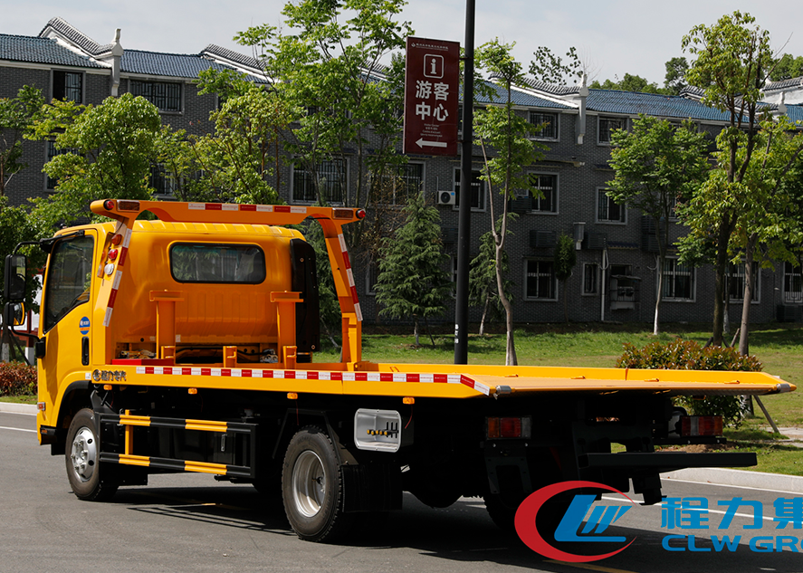 ISUZU JAC JMC HOWO Hot Sale Flatbed Tow Trucks Wreckers for Sale