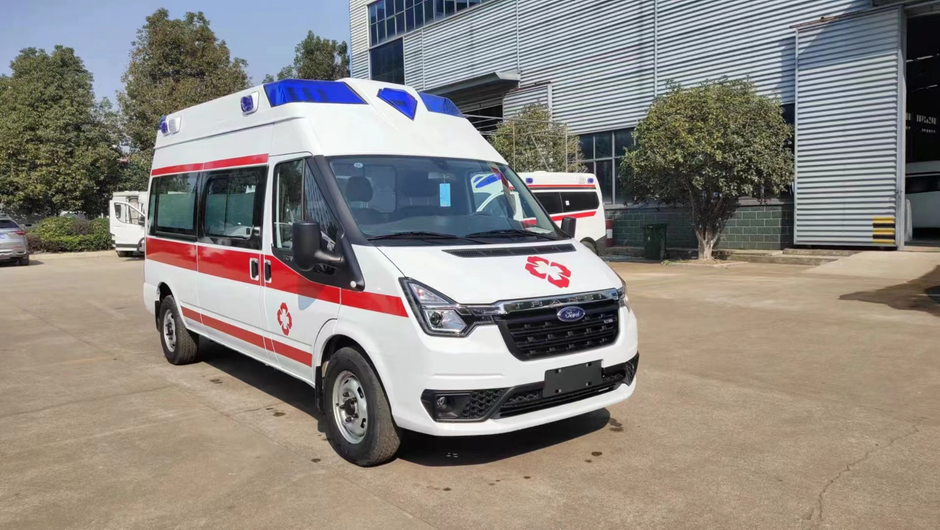 Negative pressure ambulances equipped with first aid equipment are used for emergency transfer of patients