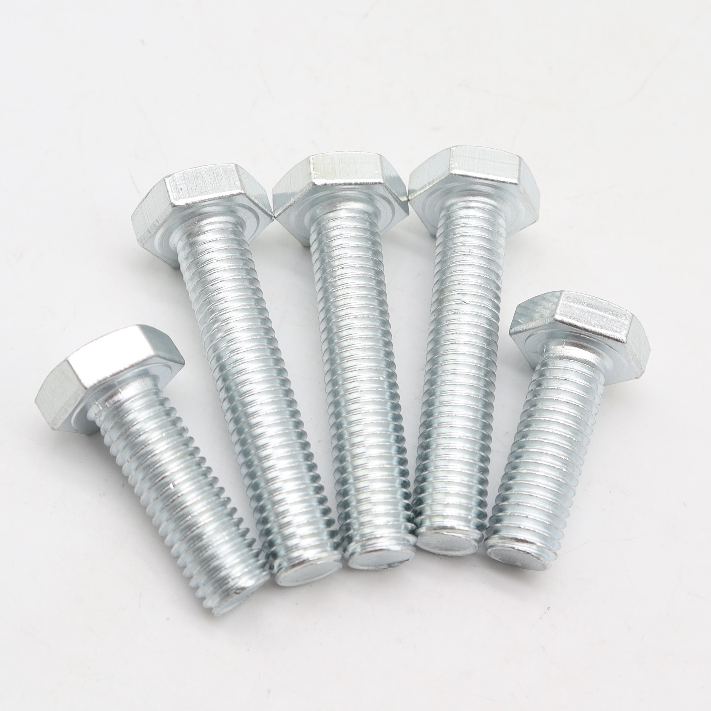 8.8 Grade Zinc Plated Hex Head Bolts Hexagon Bolts DIN 933 M4 M5 M6 M8 M10 M12 M14 M16 M18 M20 M22 M24 Hexagon Bolt