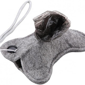 Portable Felt Dog Poop Bag Pouch Outdoor Walking Pet Waste Bag Dispenser Poo Bags Carrier