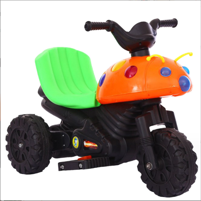 Children's Beetle electric motorcycle tricycle can take the battery car nine lights charging ladybug big toy car