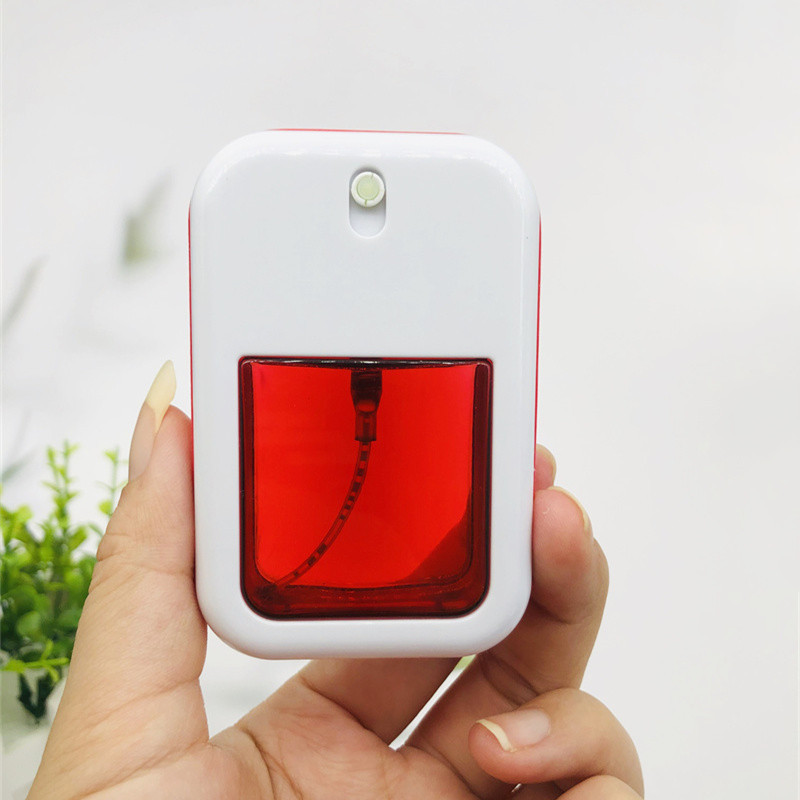 Wholesale Empty Heart shaped 30ml plastic credit card pocket size perfume spray bottle for alcohol spay bottle