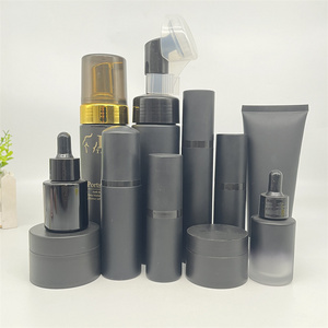 New black Cosmetic Bottle Foam Bottle Lotion Container and jars set Skincare Serum Bottles set for Cosmetic Packaging 30ml 60