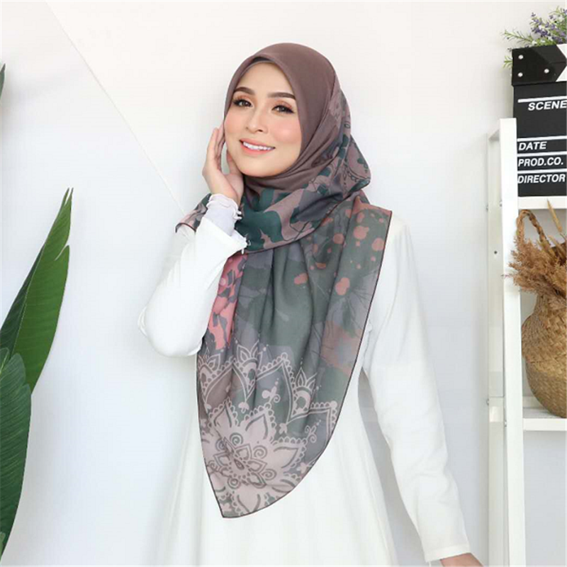 New custom patterns tudung bawal cotton printing hijab scarf independently develope material