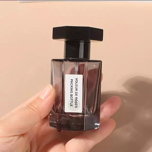 Popular octagonal Black amber blue clear glass bottle perfume 50 ml empty portable 30ml 50ml spray perfume luxury bottle