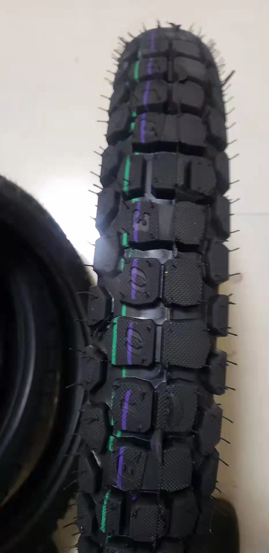 Professional high quality and cheap 20\24\26\27.5\29 inch Width 2.125 to 2.50 bicycle tyre