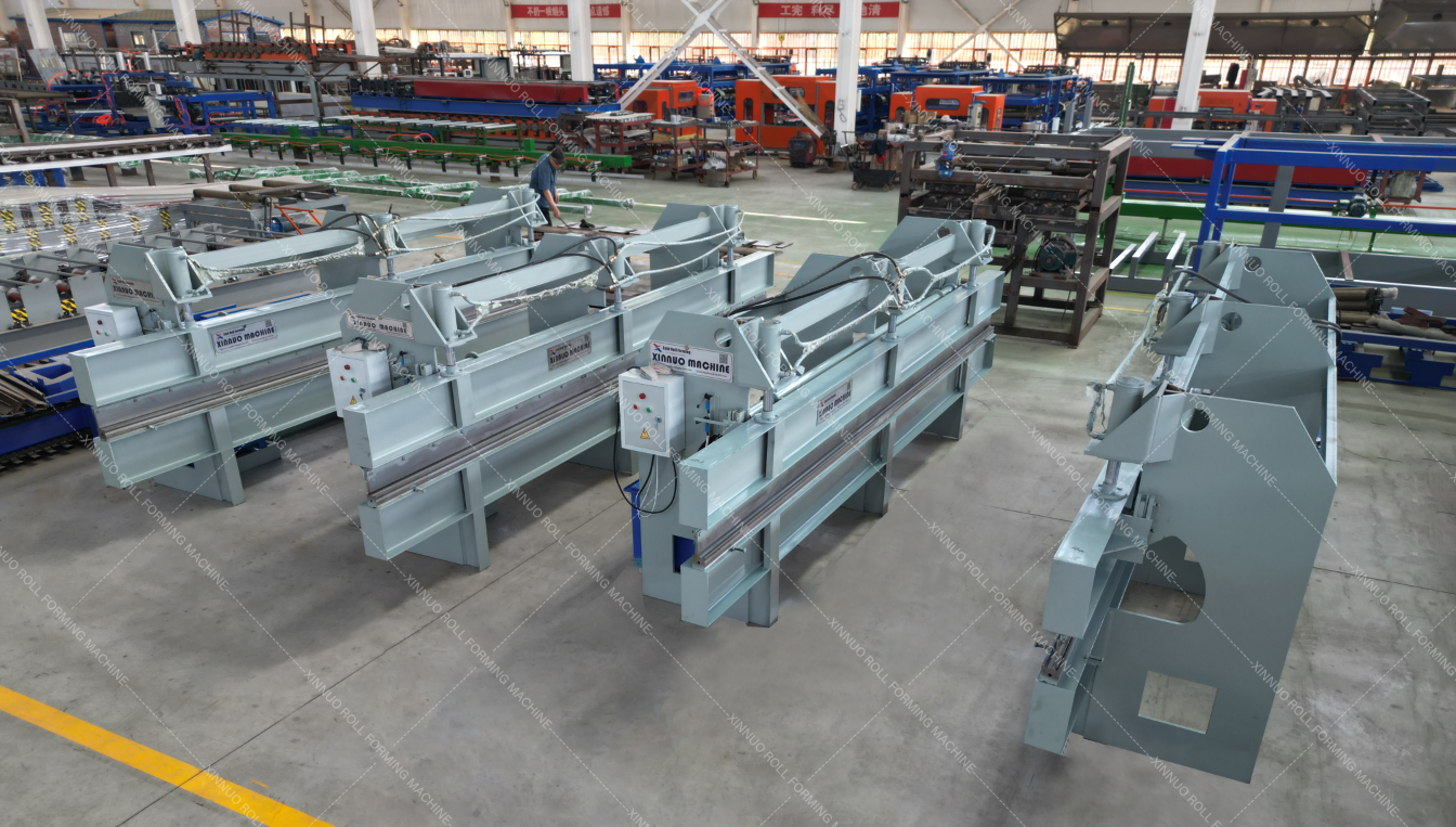 Metal Plate Hydraulic Bending Machine Metal Sheet Bending Machine Side wall Flashing Making Machine