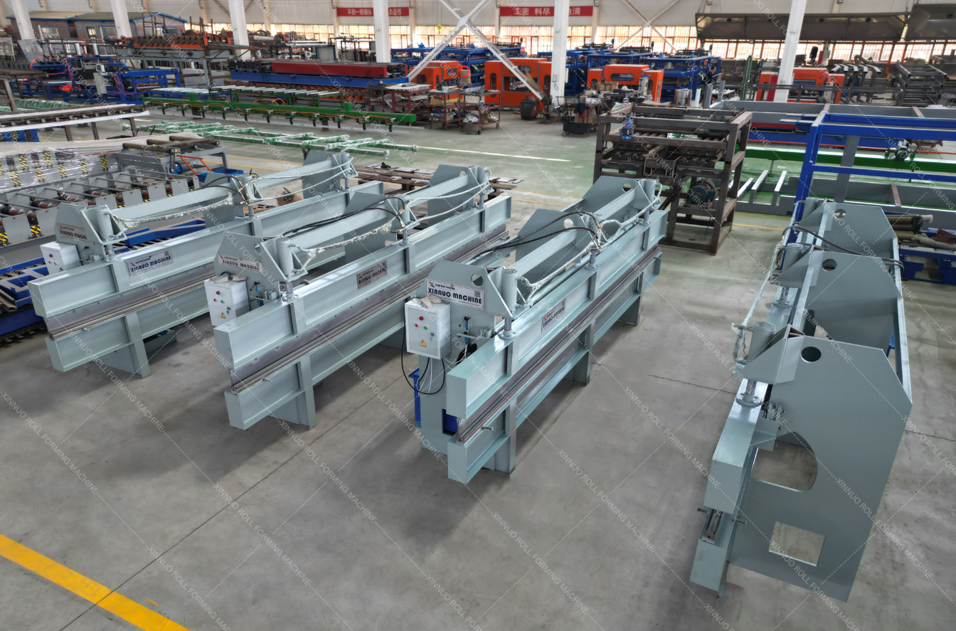 Metal Plate Hydraulic Bending Machine Metal Sheet Bending Machine Side wall Flashing Making Machine