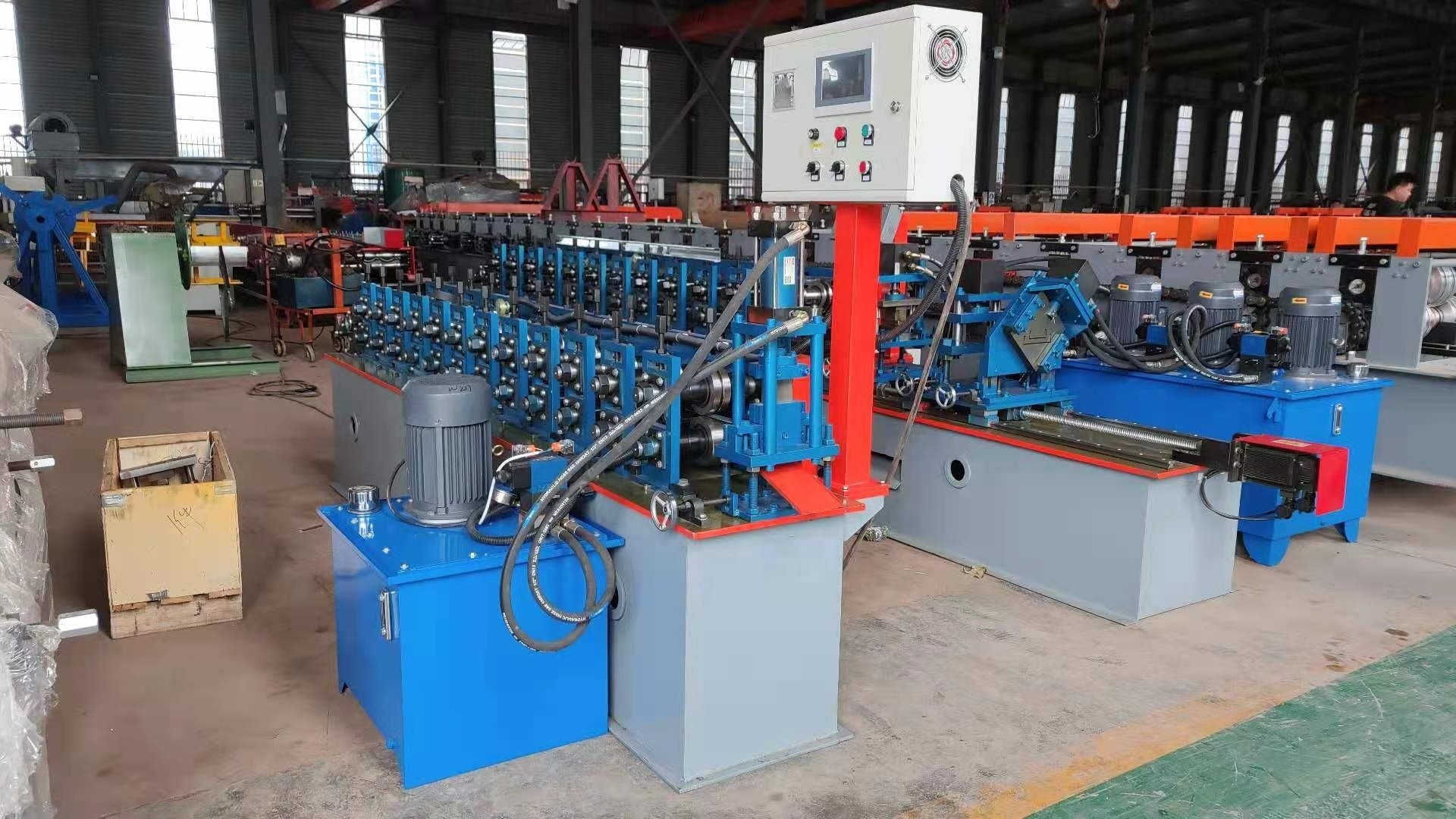 stud cold roll forming machine Metal stud and track roll forming machine produces multiple profiles in one machine