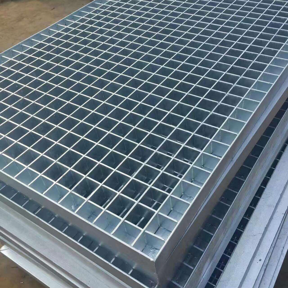 Heavy Duty Metal Building Construction Materials Galvanized Steel Rain Water Drainage Trench Grate Platform Steel Floor Grating