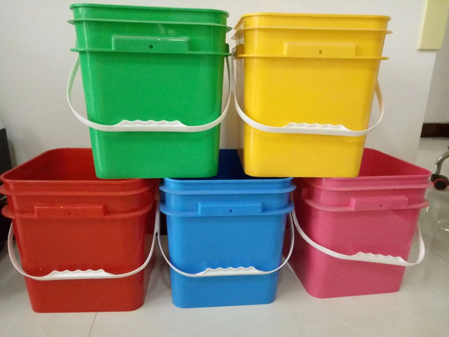 Color customized 10 liter plastic square bucket plastic pail with lids