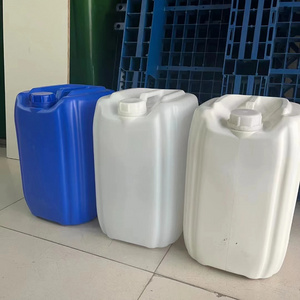 5 gallons plastic water/oil bucket with lids