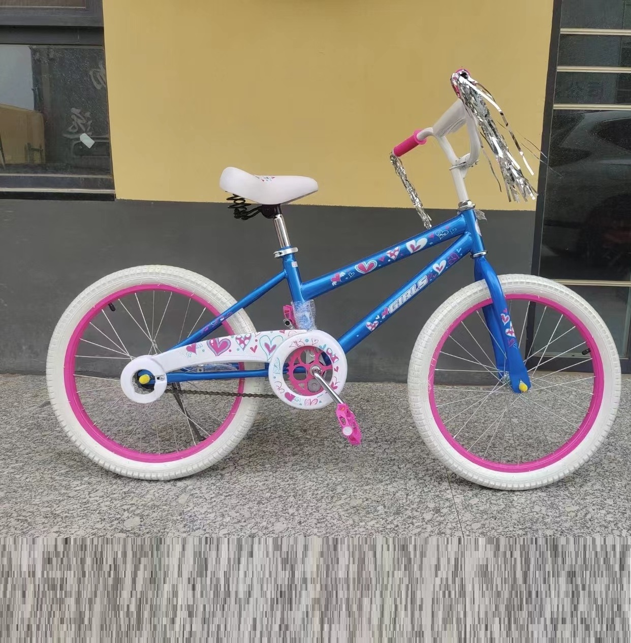 2023 OEM Factory bicycle Kids  Girls' 12 14 16 18 20 inch kids  bike features a sturdy frame  training wheels suitable for girls