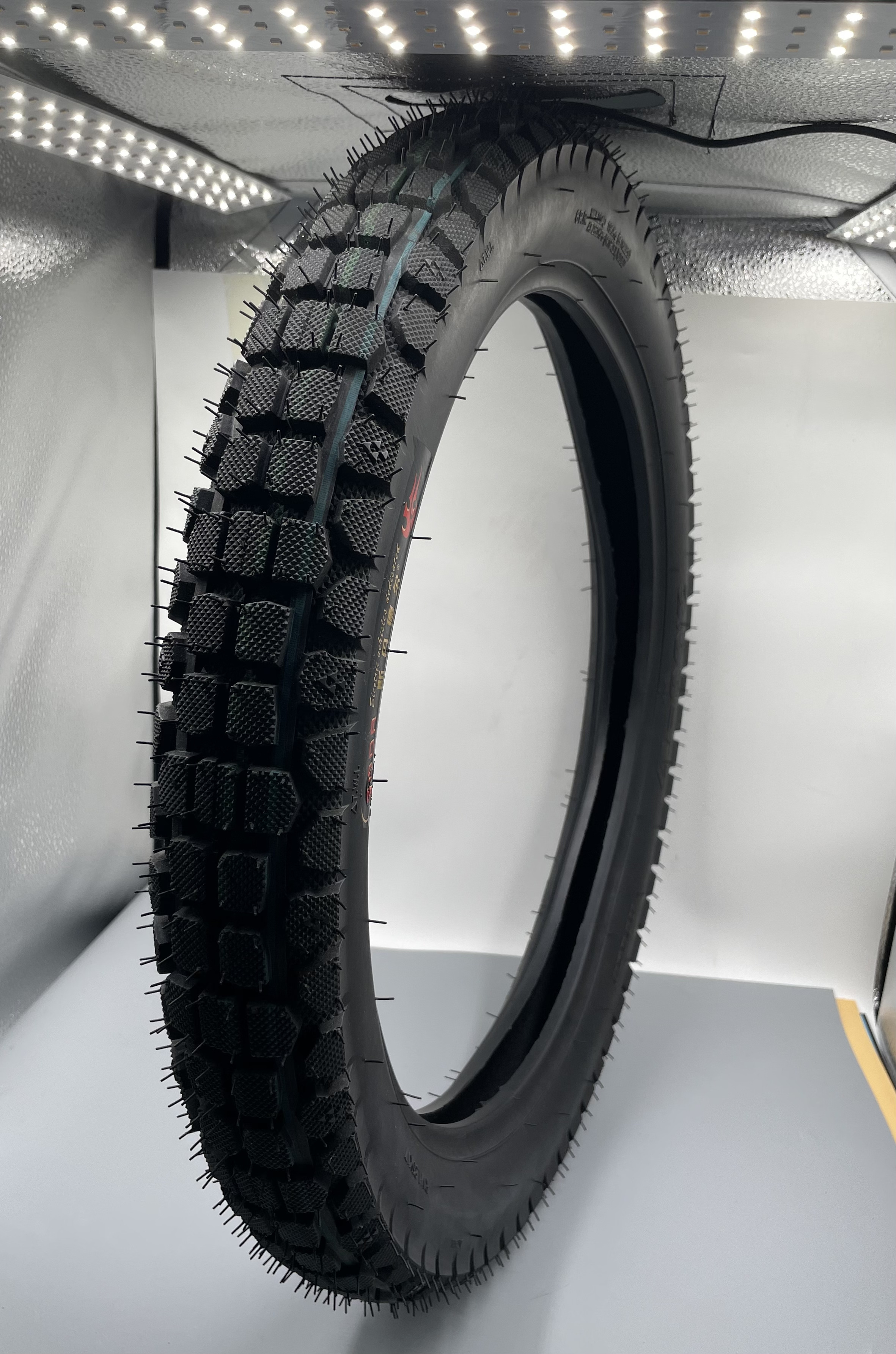 Anti-slip Motorcycle tires China  Factory  wholesale  3.00-`18 TT