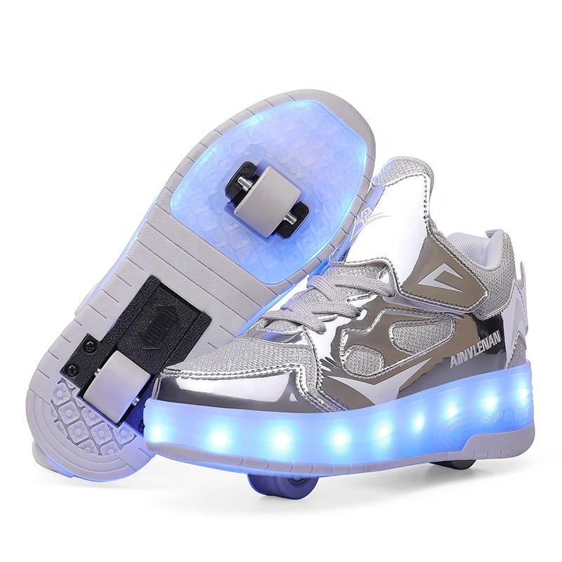 New Design Kids Shoes Fashion Luminous Sneakers Light Up Children Charging LED Walking Style Shoes