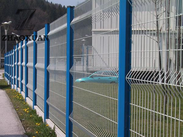 Wholesale Prices PVC Coated Galvanized Highway 3D Curved Wire Mesh Fence Garden Fence Panel