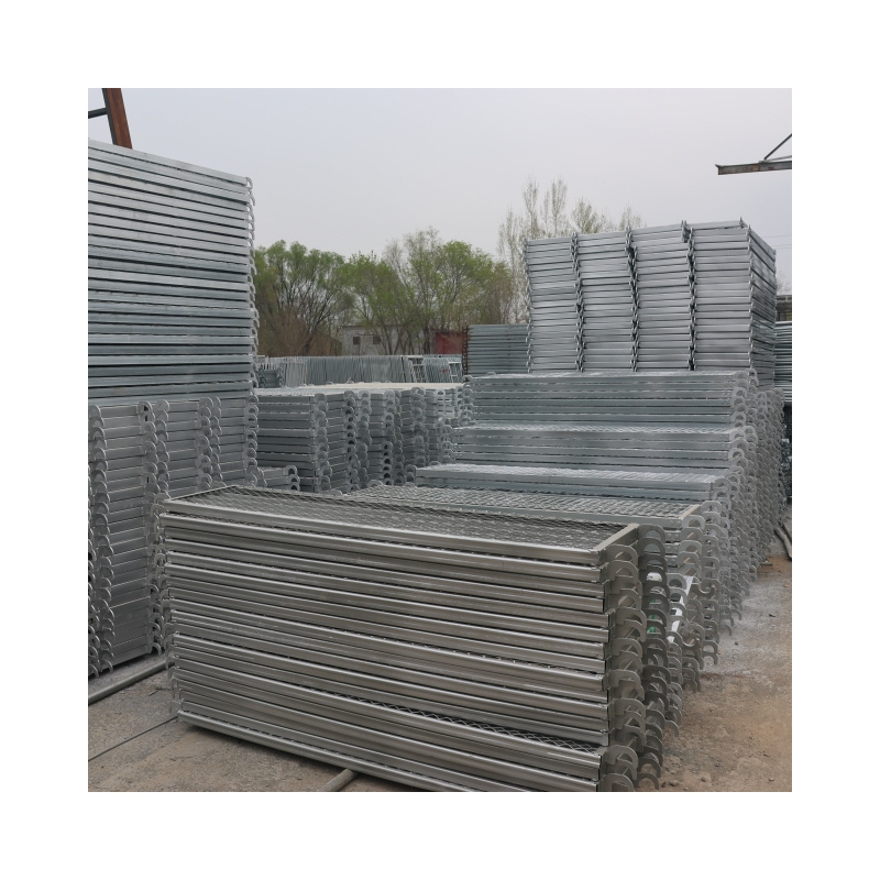 China Supplier Lightweight Easy To Install Galvanized Scaffolding Ladder For Construction