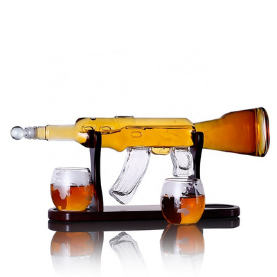 hot sale whiskey glass decanter mouth blown AK 47 gun shape personalized decanters glass whiskey decanter