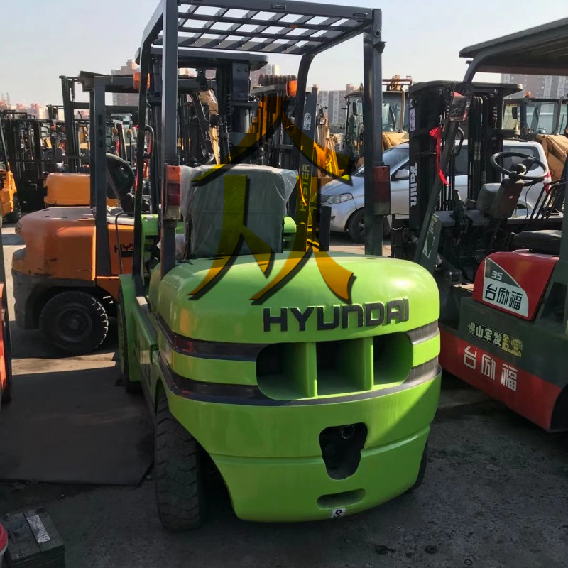 High Quality Good Price Used Forklift Hyundai HC30E For Sale.