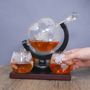 Globe Shape high borosilicate whiskey wine glass decanter set With Wood Base