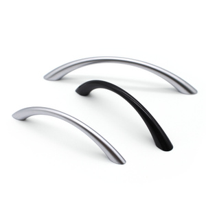 Customized Design C Shape Curved Zinc Alloy Zamak Cabinet Handle For Kitchen Drawer Cupboard Wardrobe Dresser Furniture Handle