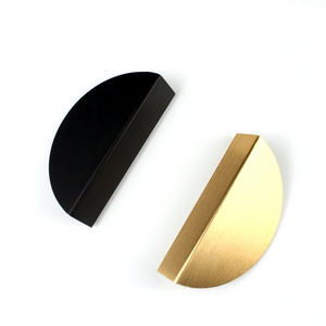 Aluminium Luxury Half Moon Semicircle Plating Brushed Gold Kitchen Cupboard Cabinet Drawer Door Pulls Handles for Furniture