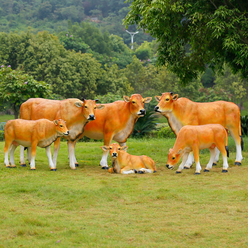 Customization Simulation Red Aengus Cattle Statue Ornament Large Fiberglass Animal Sculpture for Outdoor Garden Farm Decoration