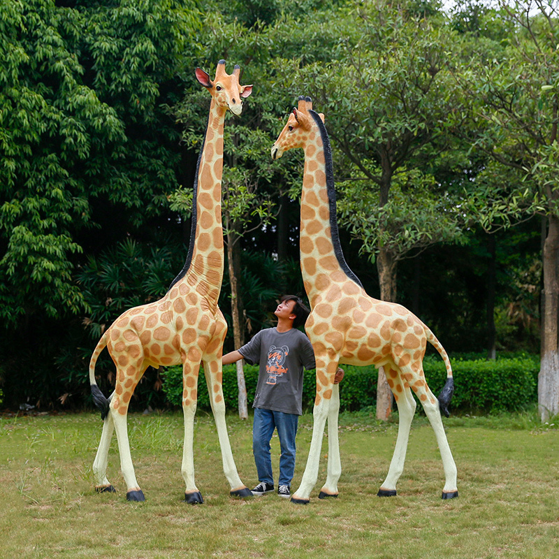 Life Full Size Giraffe Statue Large Blue Black Standing Giraffe Fiberglass Animal Sculpture Prop for Outdoor Garden Decoration