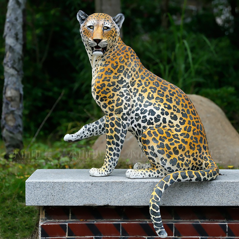 Life Size Cheetah Statue Simulation Leopard Large Fiberglass Giant Polyresin Animal Sculpture for Outdoor Garden Decoration