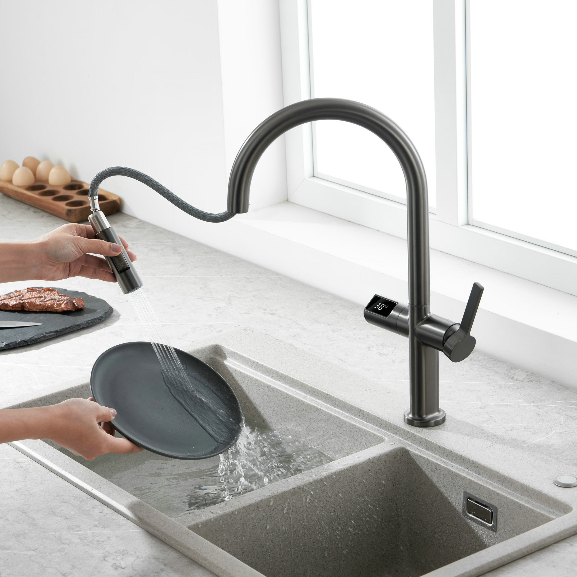 New trend design brass deck mounted kitchen faucet led digital touchless control pull down kitchen sink faucet tap