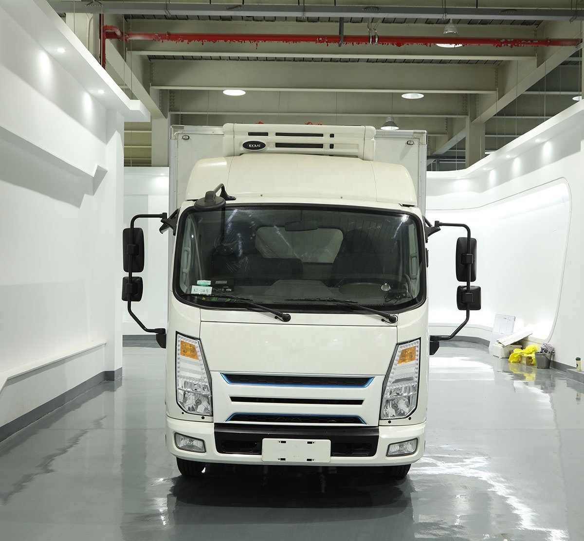 2024 New Electric  Cargo Truck with refrigerator box