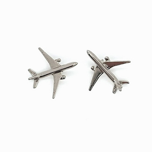 Wholesale Bulk 3d air Plane Lapel Pin Metal Badge Manufacture Metal Hard Enamel Pins Custom Enamel Pin