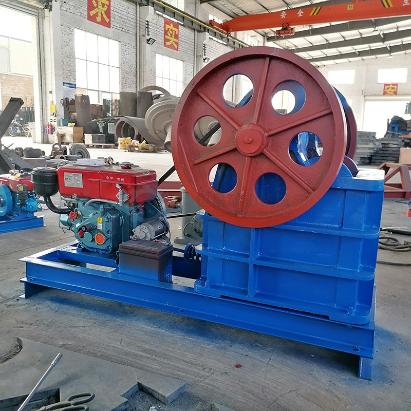 Factory Price Portable Small Diesel Engine Jaw Stone Crusher,Mobile Rock Crusher PE150*250