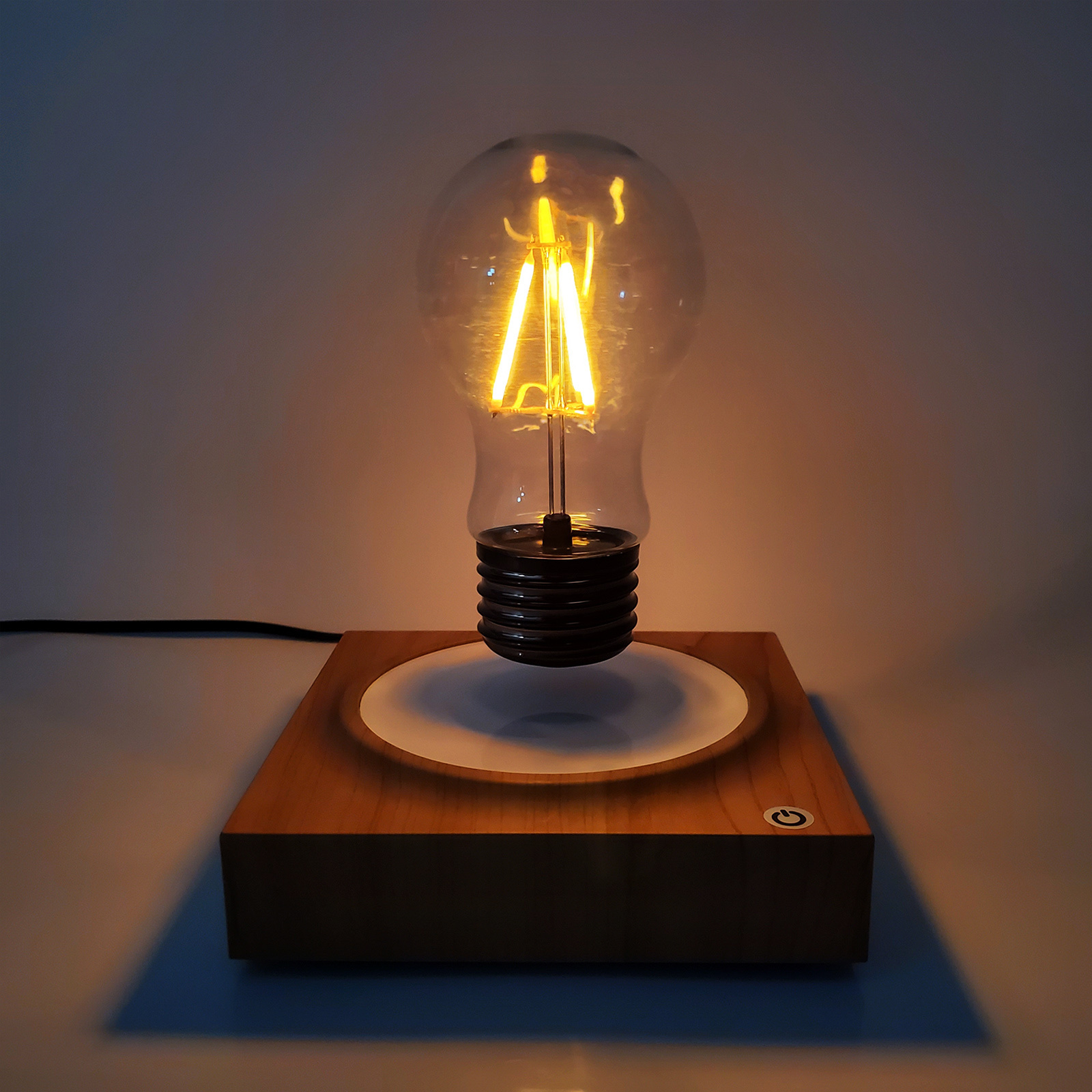 Levitating Bulb Nightlight Creative and Unique Gifts Table Lamp Home Decoration Rotating Floating Bulb Lamp