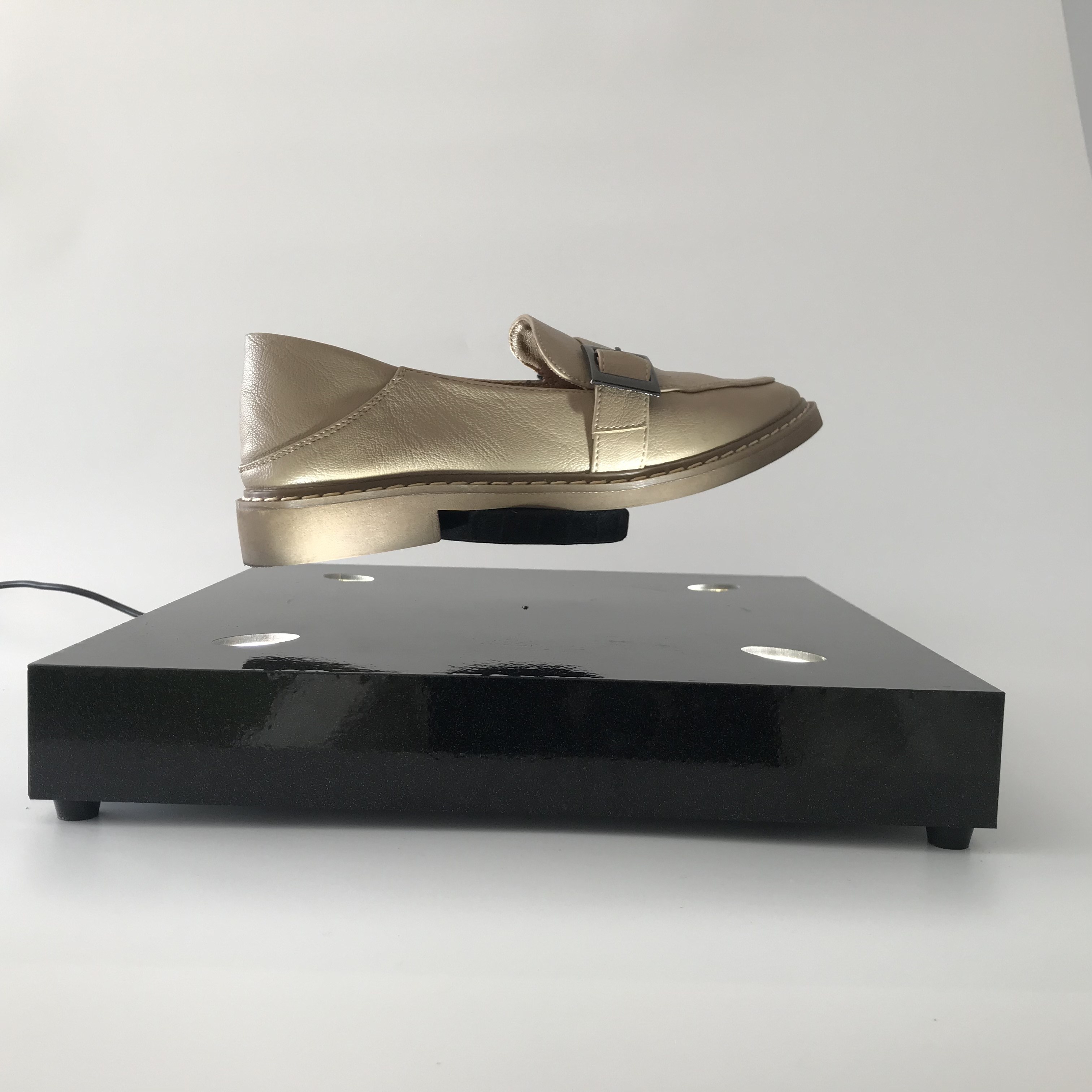 HCNT Magnetic Levitation Display 500g Levitating Shoe Display Floating Racks Stand with LED Light Customized Advertising Show