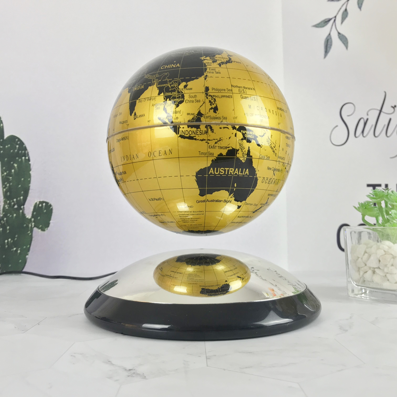 Magnetic Levitating Globe High-class Business Gift 14cm Floating World Globe Unique Design Home Decoration