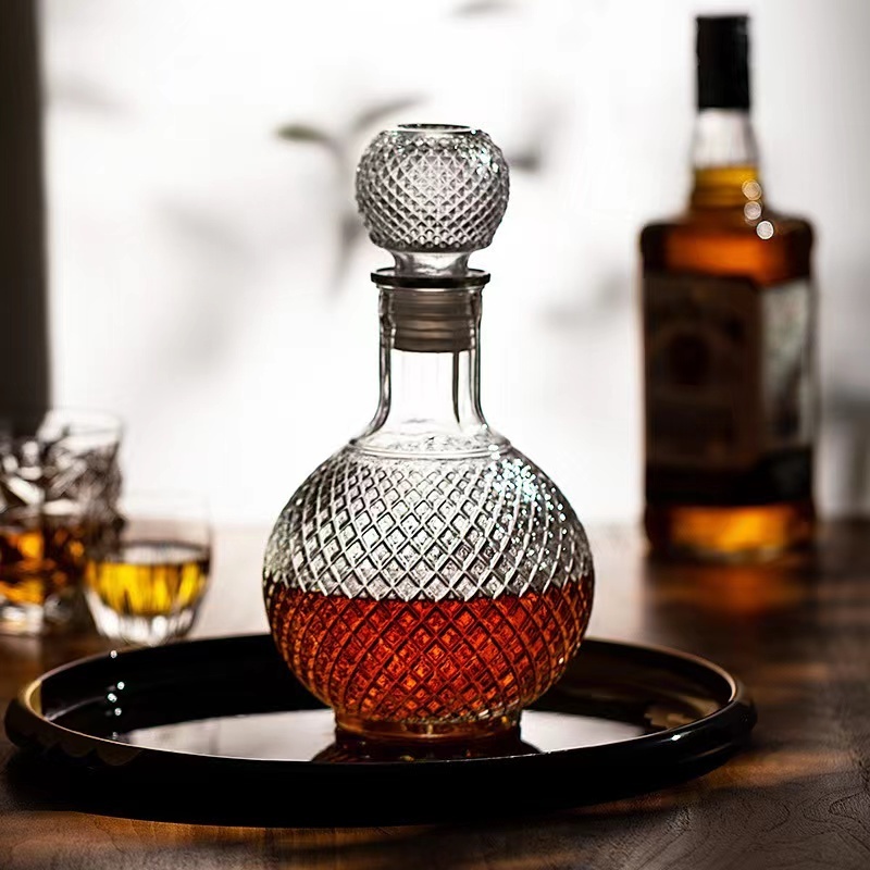 New Design 500ml Classic Good Quality Glass Whisky Wine Decanter Juice Bottle For Liquar Daily Life Home