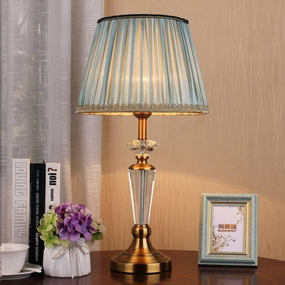 European Crystal Modern Table Lamp 2022 Bedroom Bedside Table Lamps Dimmable Simple Lamps Home Luxury Desk Light