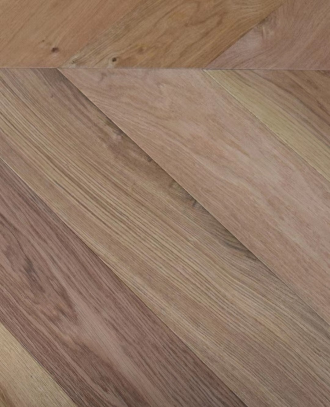 Oak fishbone parquet wood flooring oiled wire brushed