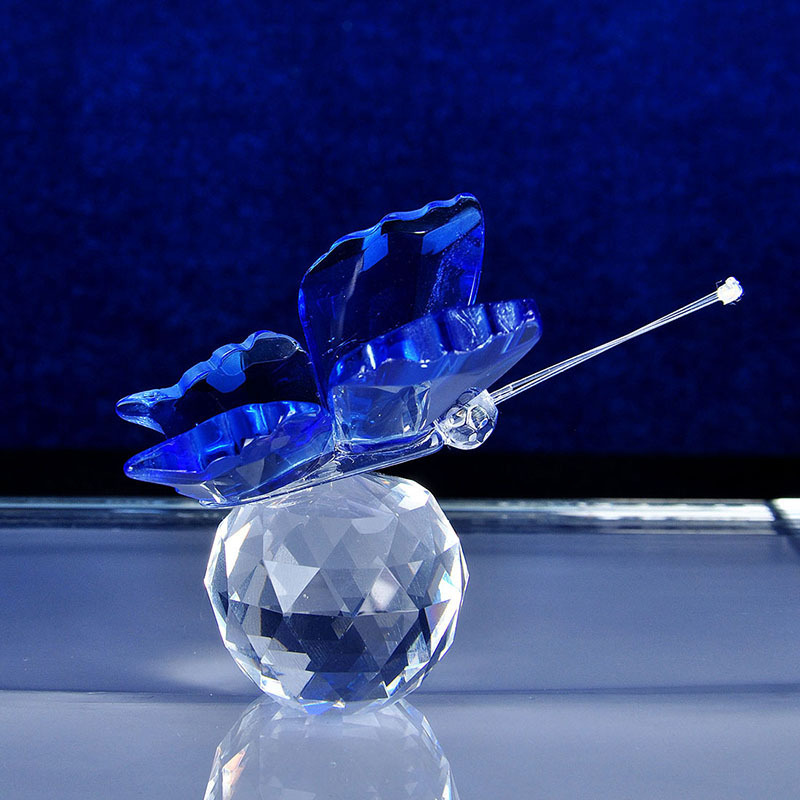 H&D Creative Animal Crystal Blue Butterfly Gift Crystal Paperweight for Office Desk