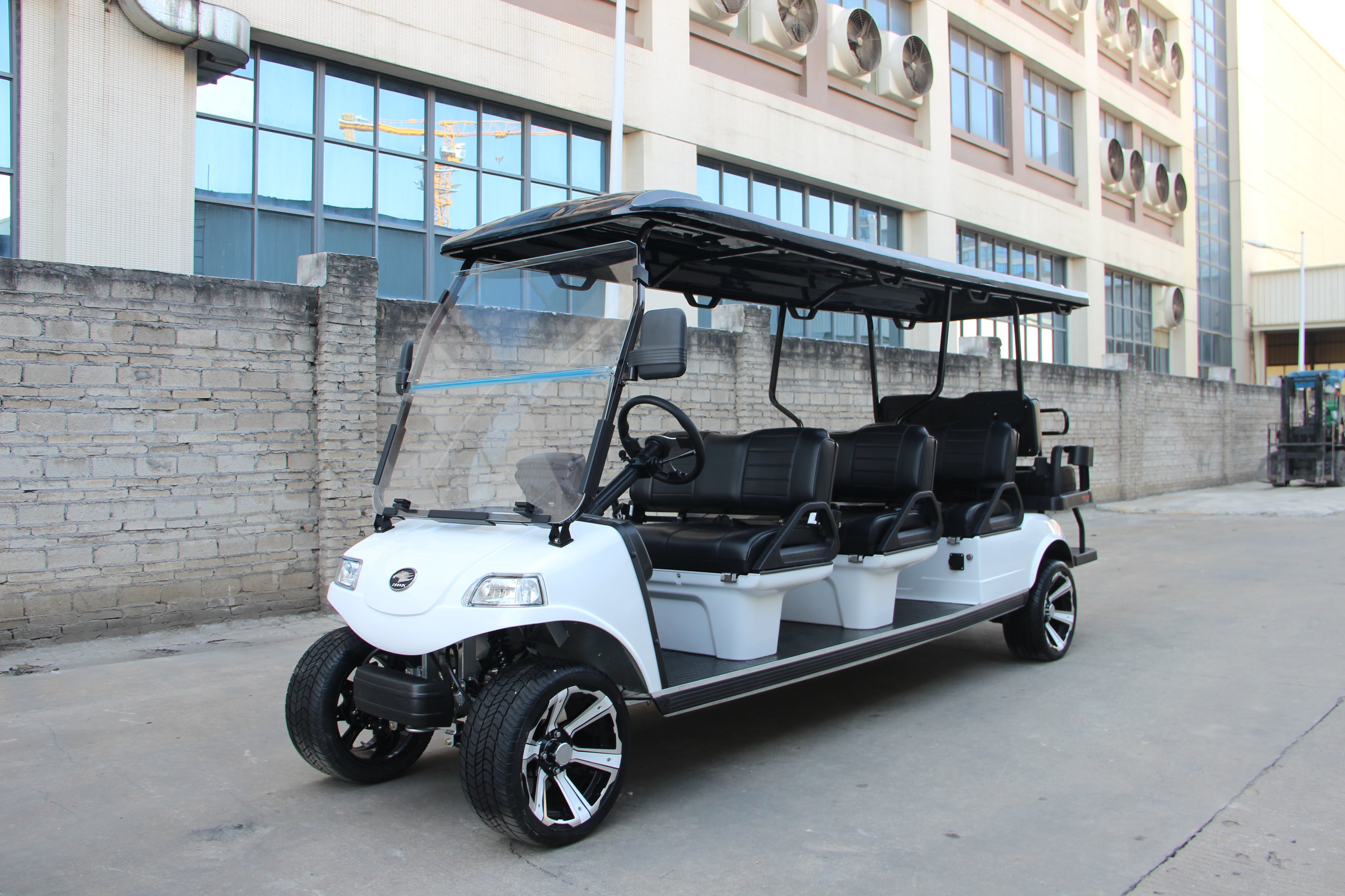 Luxury 2024 EVOLUTION HDK Wholesale Seat High-performance Airport Sightseeing Mini Bus Electric Golf Carts