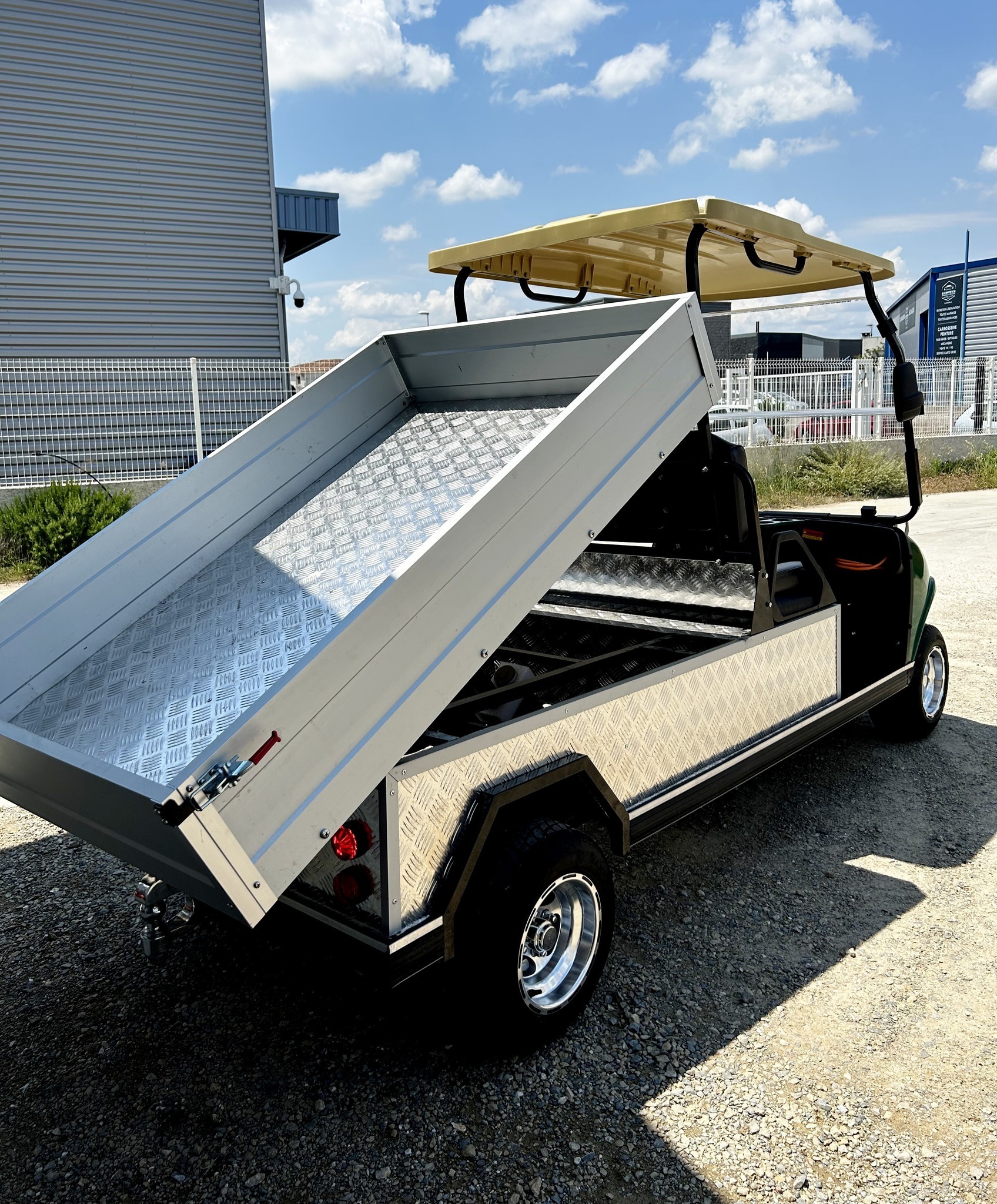 Lifted For Sale UTV Utility Vehicle Mini Truck With Big Cargo Box 48V HDK Evolution Electric Golf Cart