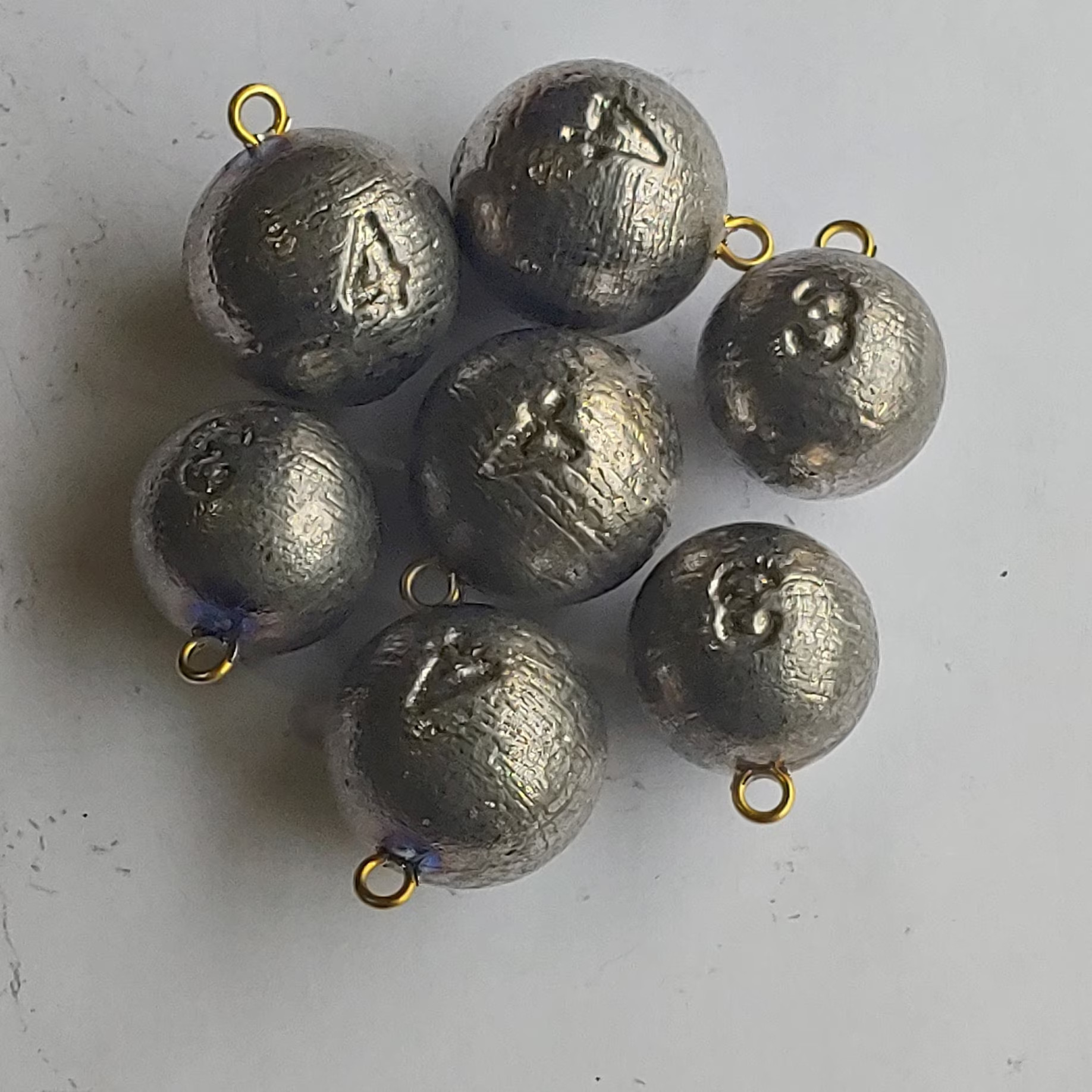 Round Shape OEM Ocean Beach Fishing Grey Color SWIVEL Lead Material Ball Sinker Casting Distance OEM Deep Water Customize