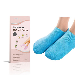 Winning product 2024 OEM ODM cooling gel socks gel spa moisture socks and gloves