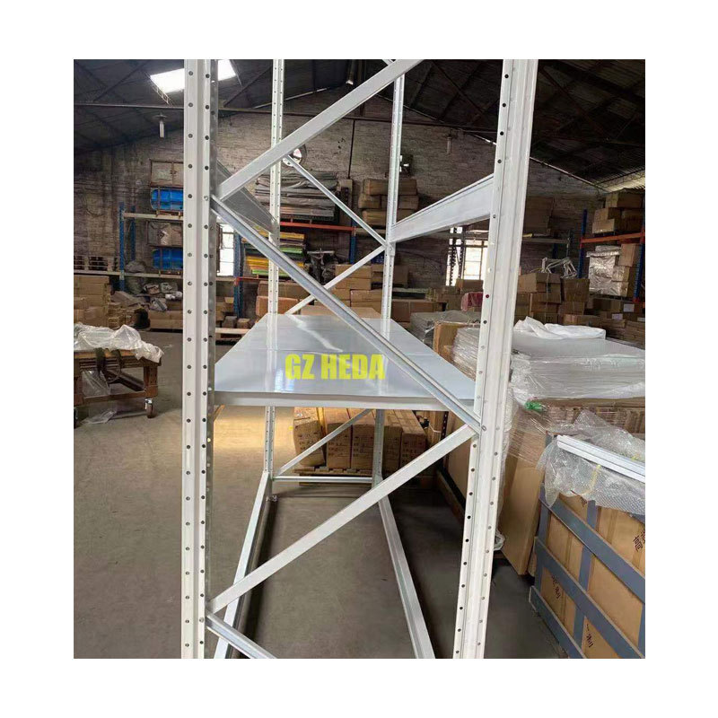 White Selective Pallet Racking OEM Heavy Duty Industrial Warehouse Shelving Q235B Commercial Warehouse Pallet Racking