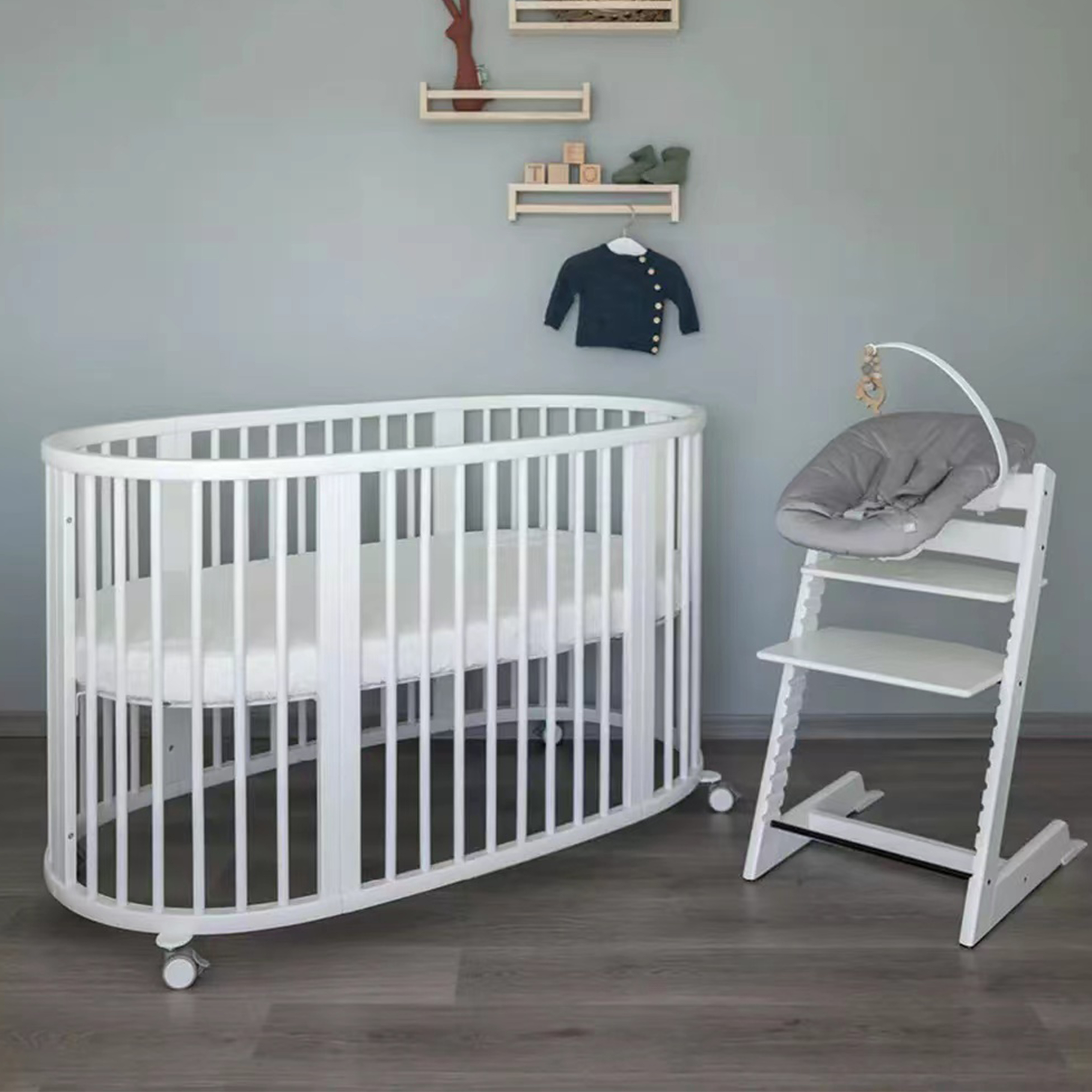 Solid Pine Wood Baby Furniture Circular Mini Crib with Detachable Guardrails Kids Wooden Toddler Cot Round Bed Baby Bed