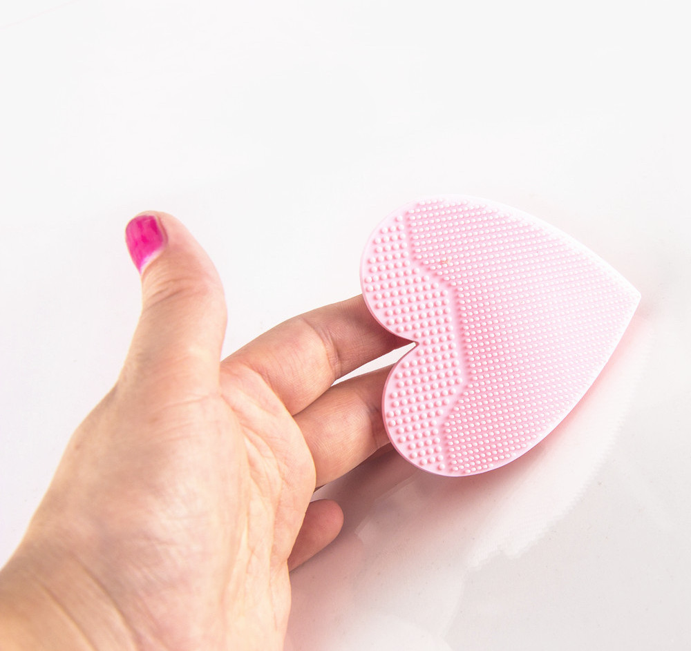 HeaLeanLo silicone heart shape wash face brush facial exfoliator cleansing pad brush for sensitive skin